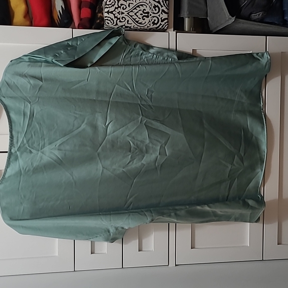 Umgee light turquoise Satin feel top - Picture 2 of 3